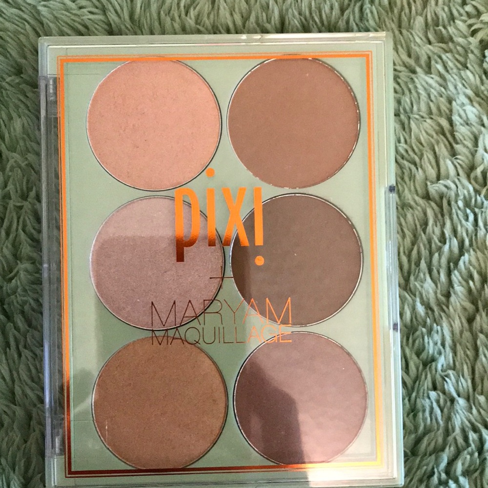 Pixi + Maryam Maquillage